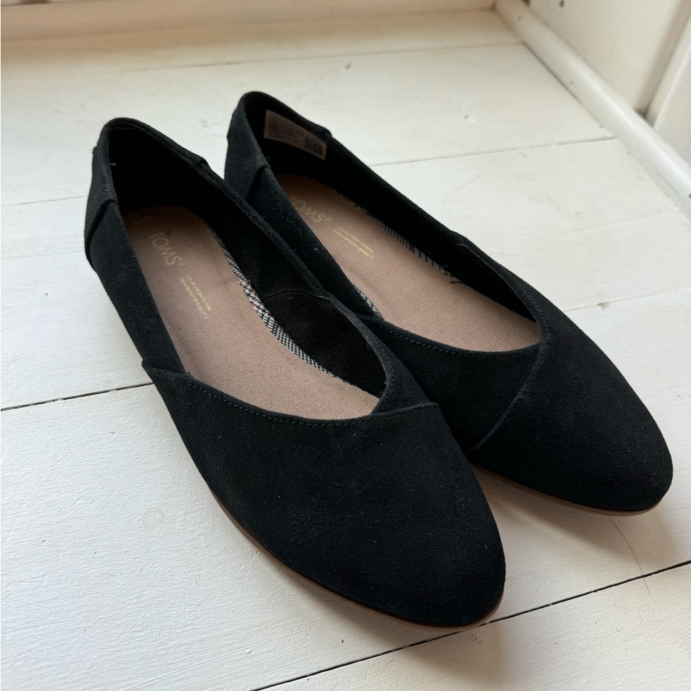 Black Tom’s Jutti Neat Flats size 7.5